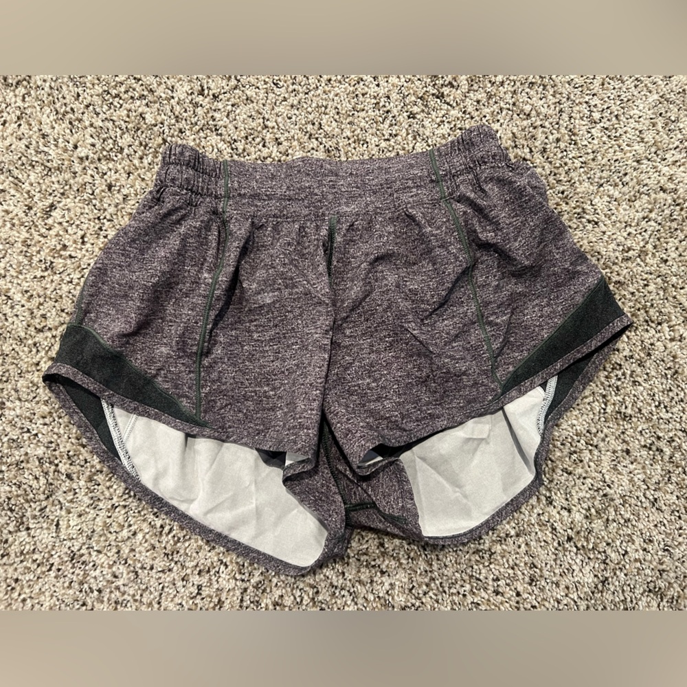Lulu shorts, Size 4, Gray with Green trim